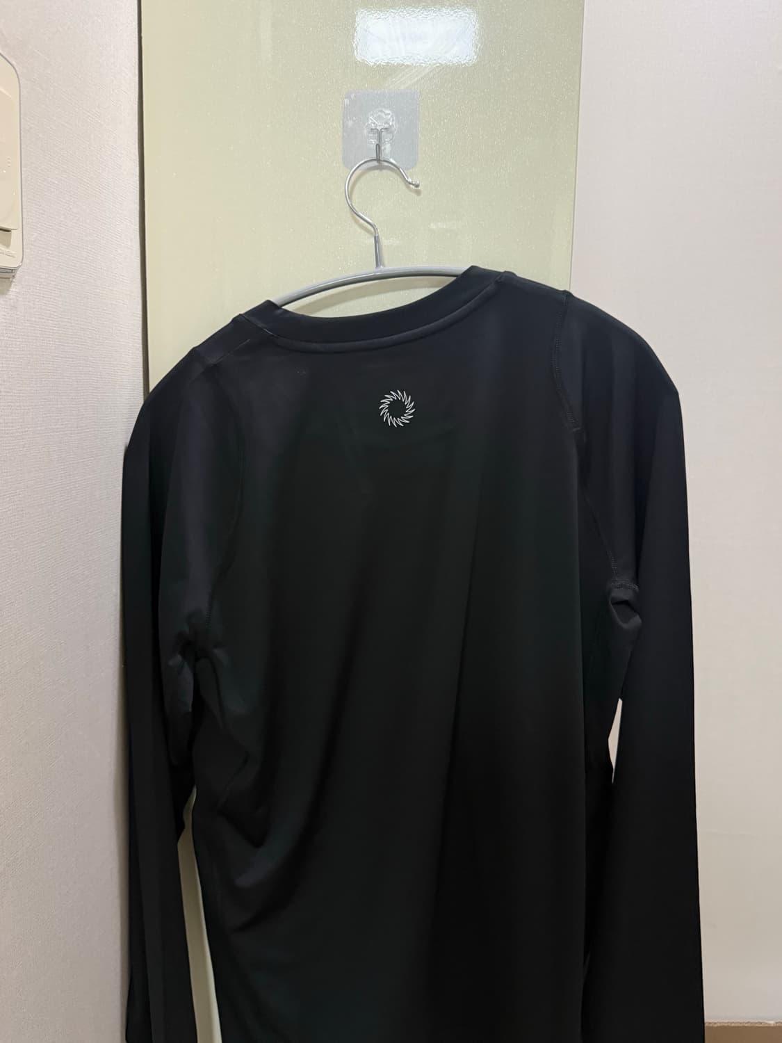 [L] UVU 뉴욕 롱슬리브 트레이닝 탑 상품이미지2