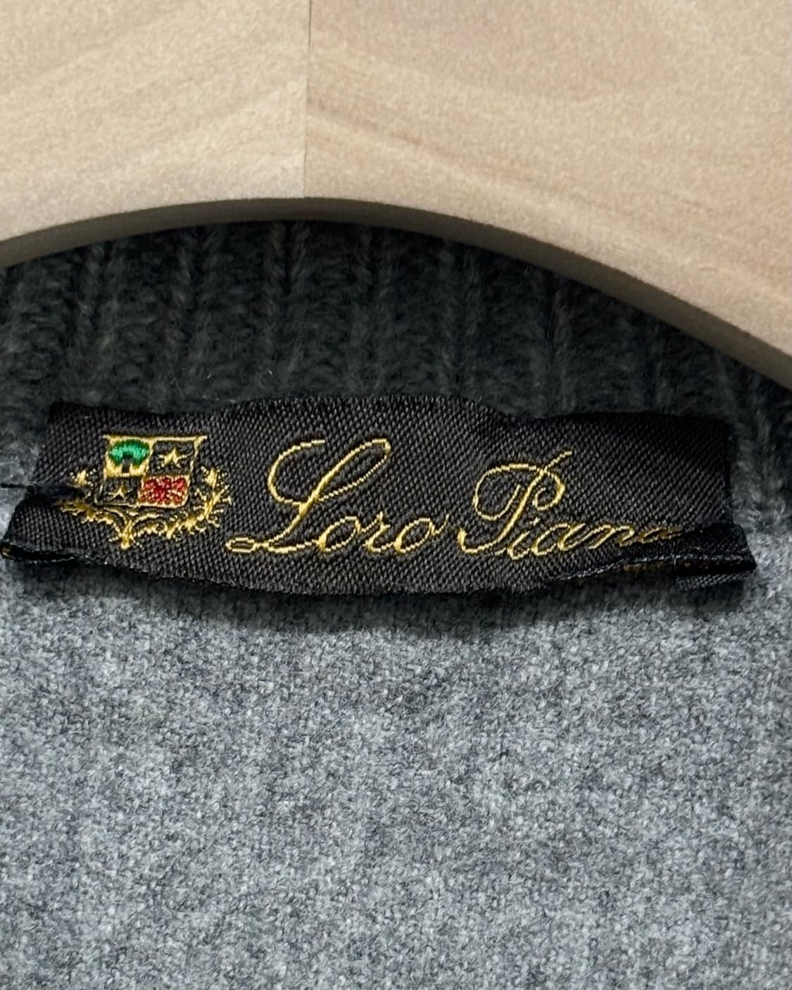 Loro piana 로로피아나 그레이 집업 가디건 상품이미지6
