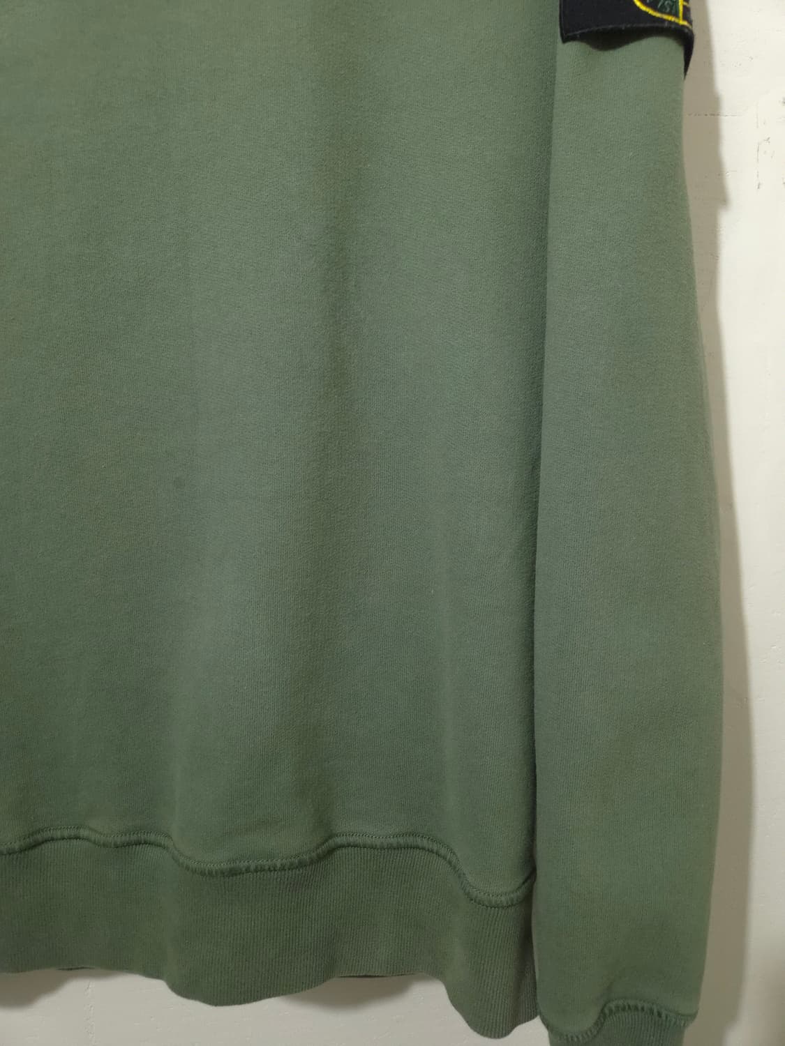 [새상품급] 스톤아일랜드 맨투맨 M Size Green 상품이미지6