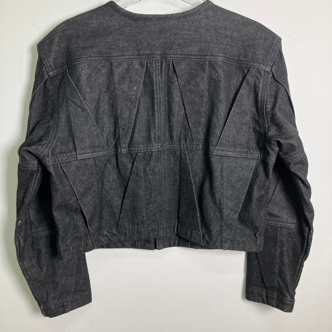 이세이미야케 블랙 데님 크롭 자켓 M 상품이미지6