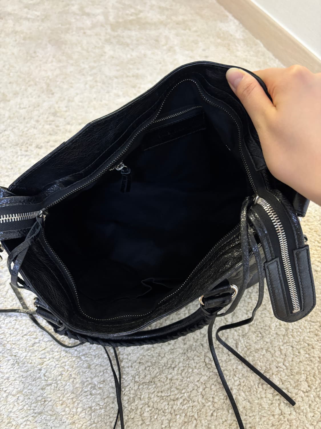 발렌시아가 모터백 벨로백 상품이미지6