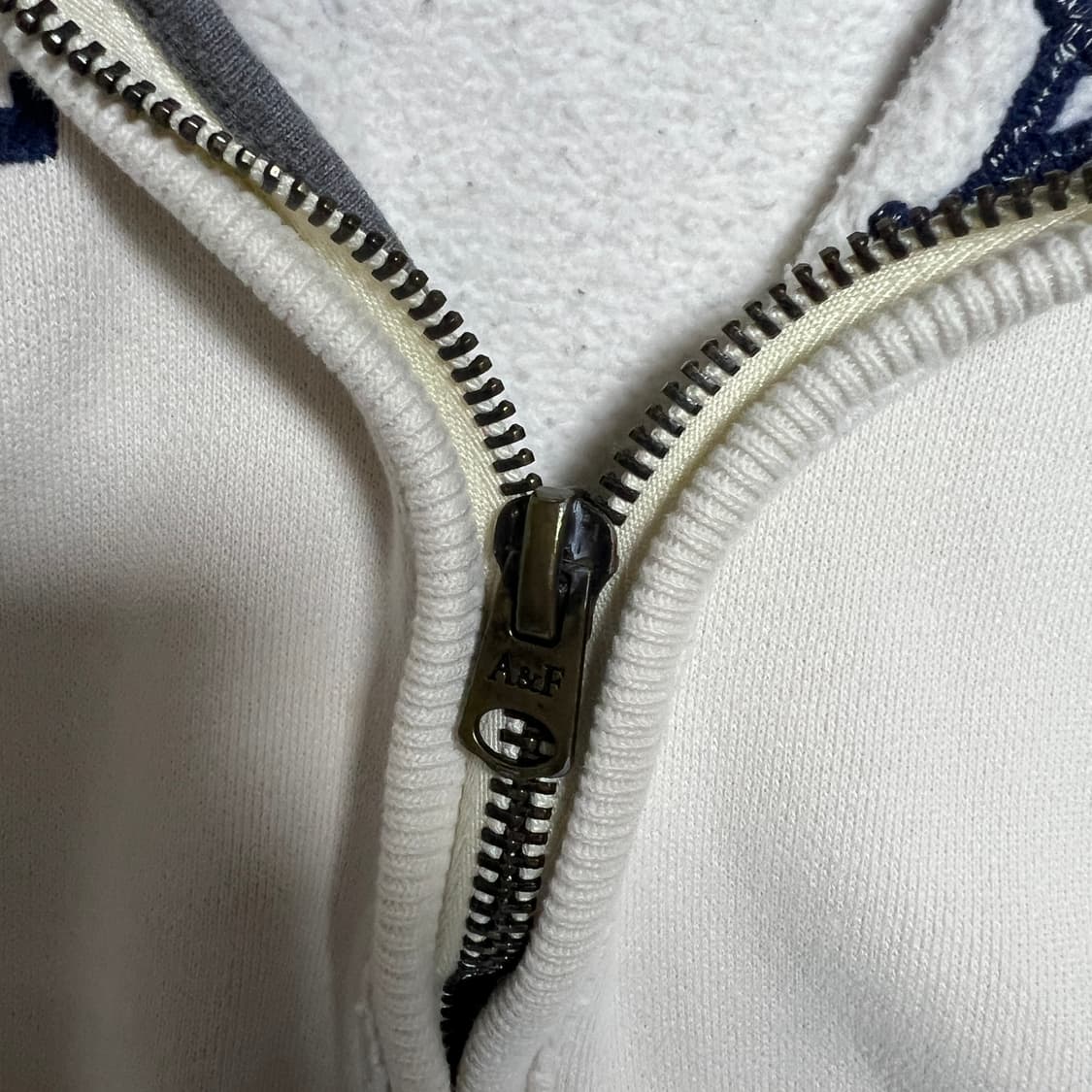 [M] 아베크로 후드집업 화이트 상품이미지3