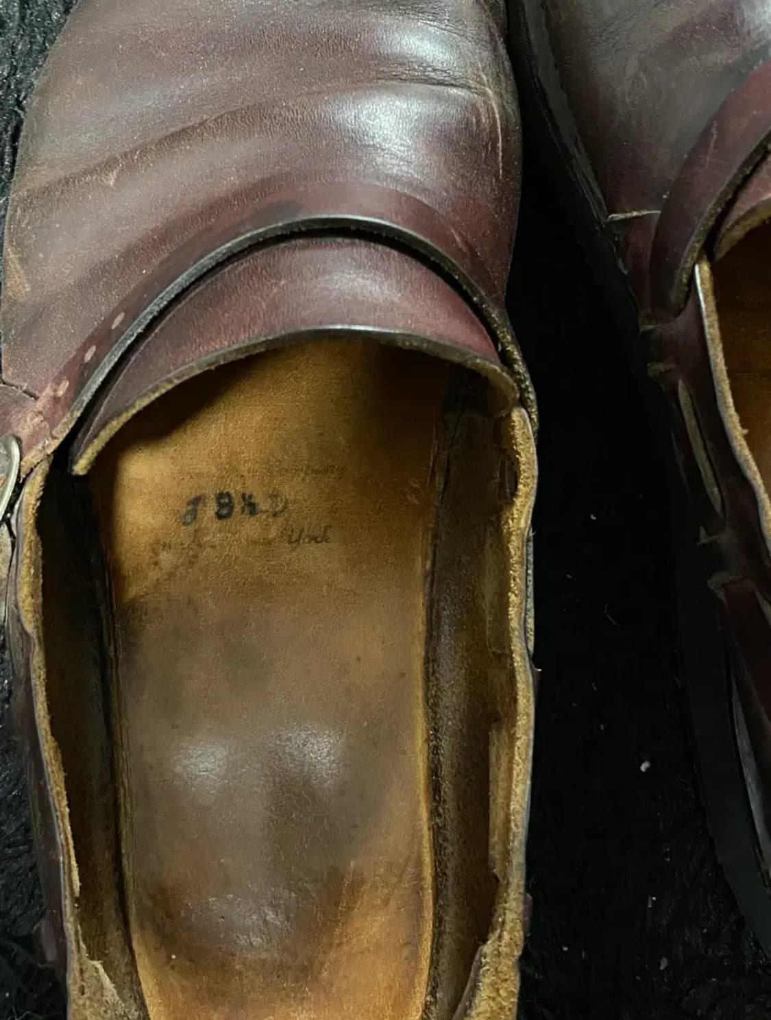 오로라슈즈 8.5 사이즈 팝니다 상품이미지2