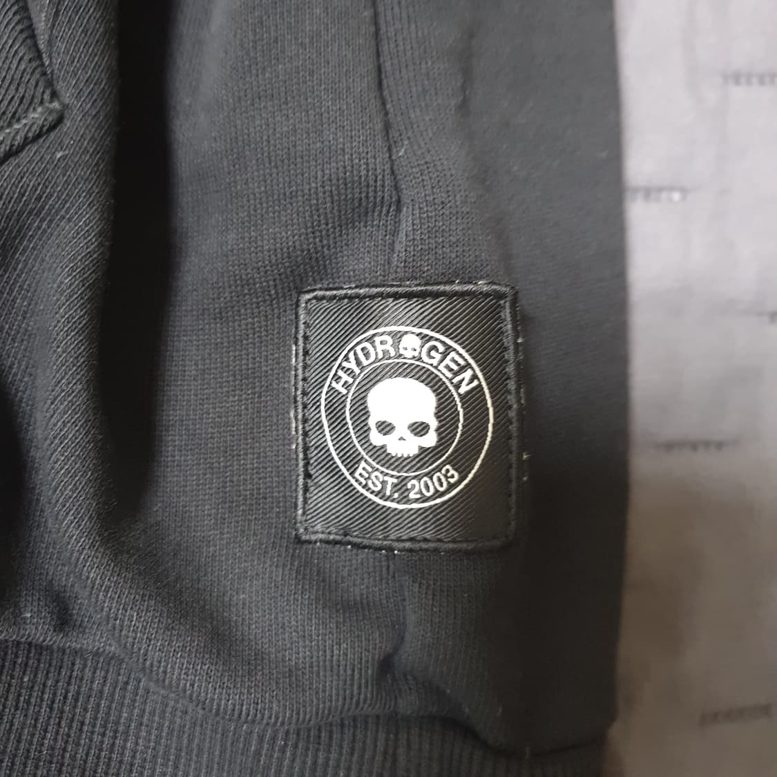 하이드로겐 후드티  상품이미지3