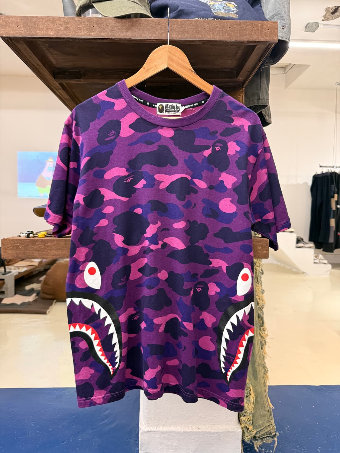 BAPE 베이프 퍼플카모 샤크 반팔티 상품이미지3