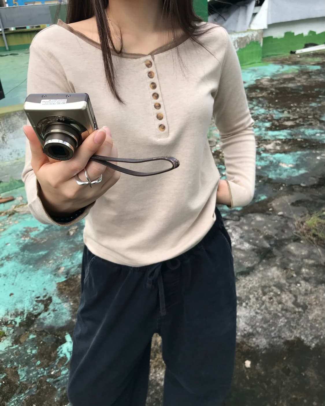 코지 버튼 티셔츠  상품이미지2