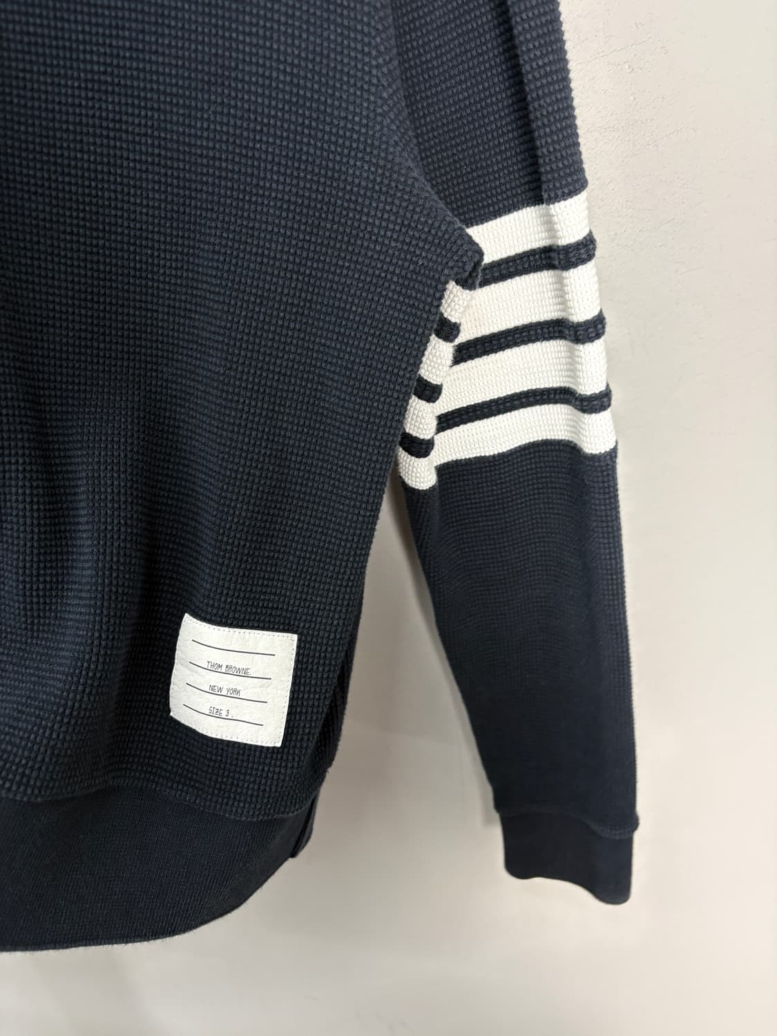 톰브라운 4바 와플 폴로 니트 카라티A3697 상품이미지4