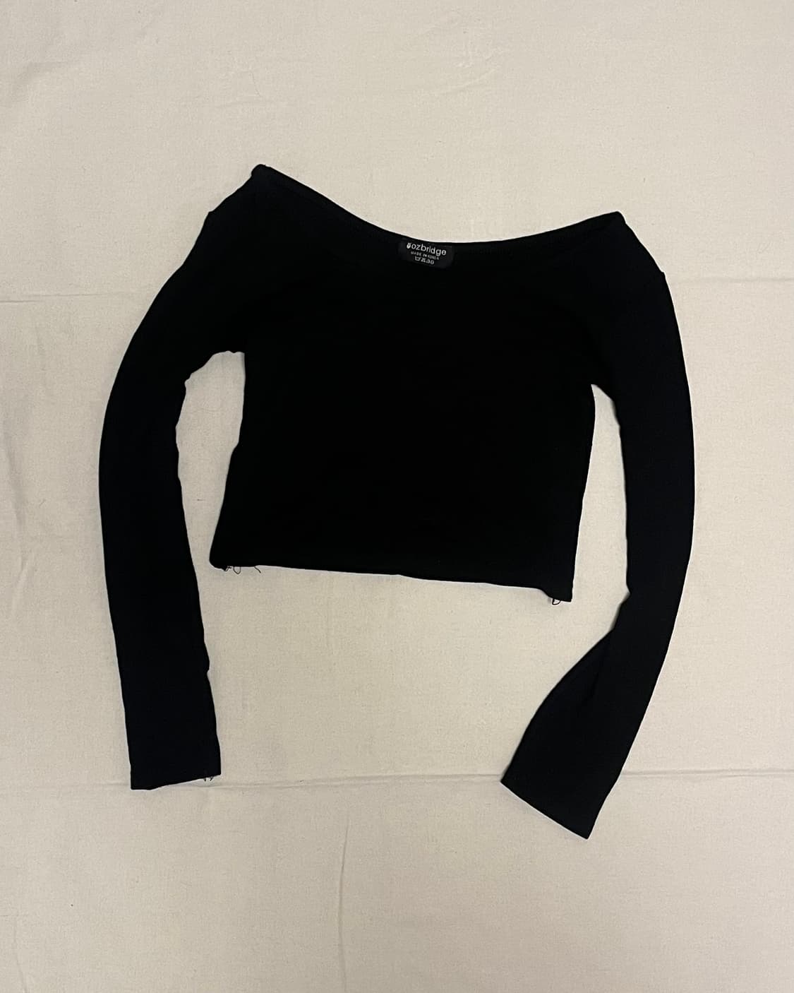 slim fit deep U-neck long sleeve 상품이미지4