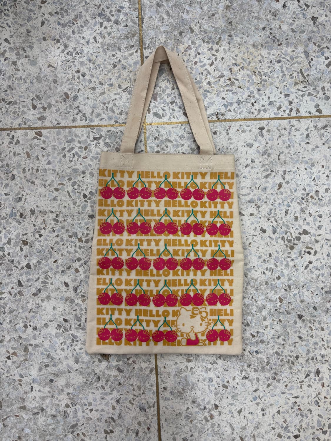 Vintage Cherry Hello Kitty Bag 상품이미지2