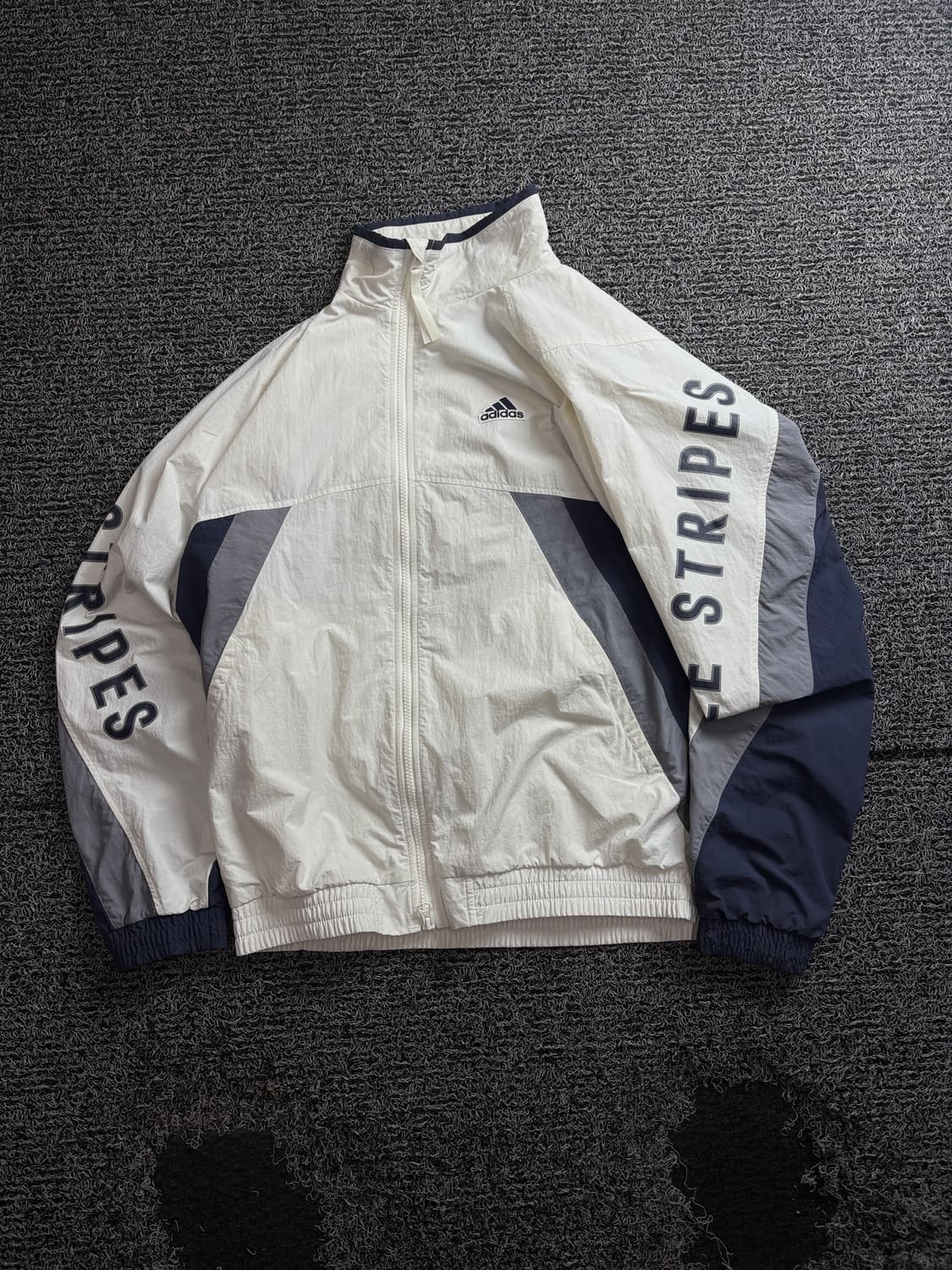 아디다스 워딩 디테일 우븐 풀집업 바람막이 3831 상품이미지1