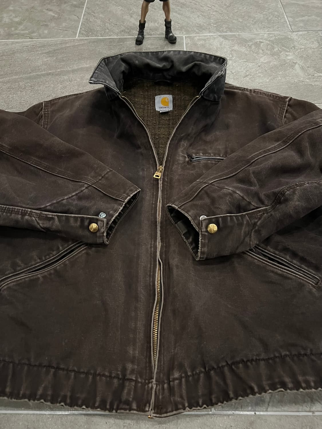 ( XL) 칼하트 디트로이트 자켓 J97 DKB 다크브라운 상품이미지7