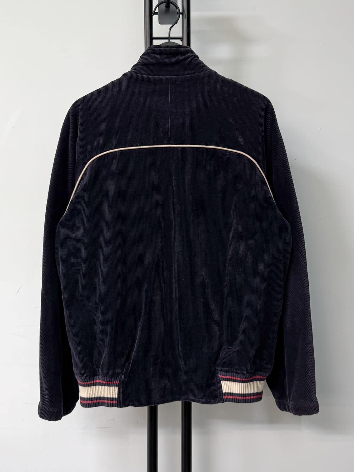 게스 진스 90's 코듀로이 파이핑 라인 자켓 상품이미지3
