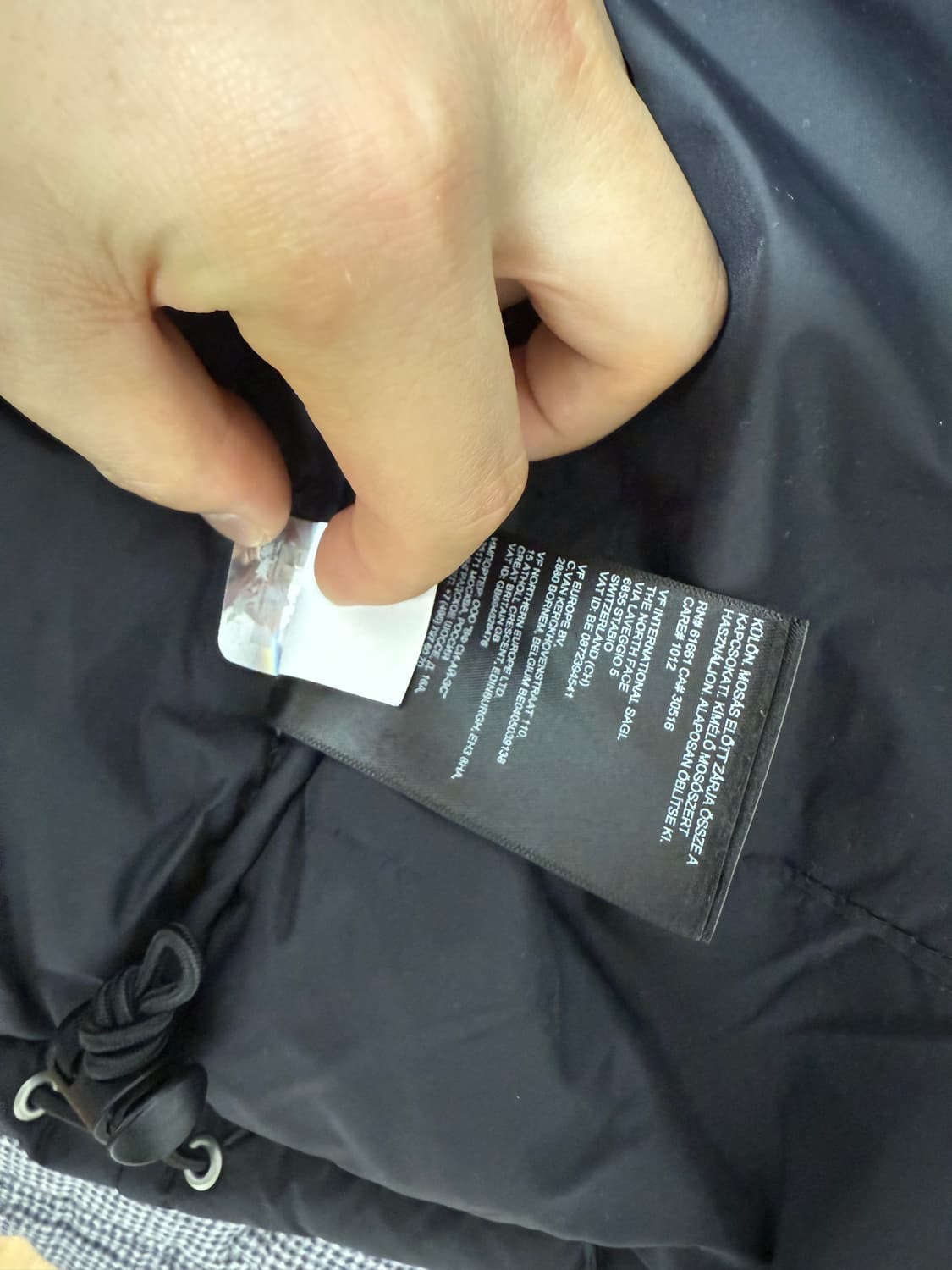 노스페이스 눕시 패딩 블랙 해외판S 상품이미지3