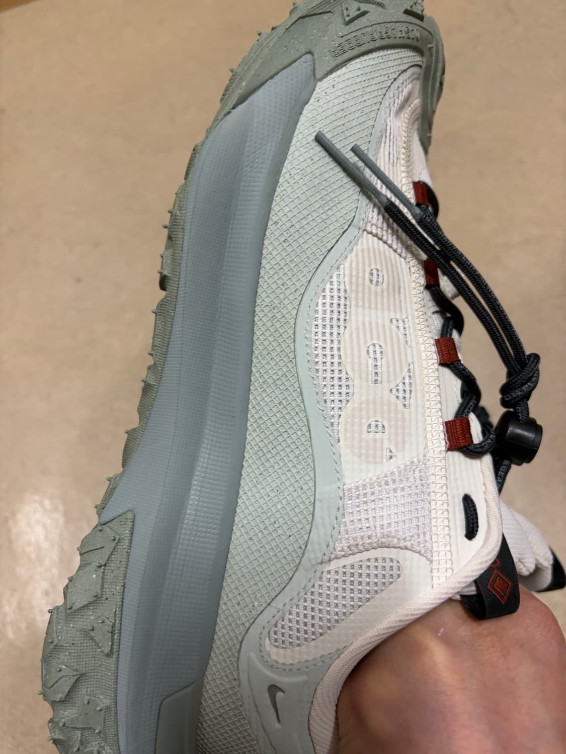 나이키 acg 마운틴플라이 270 상품이미지2