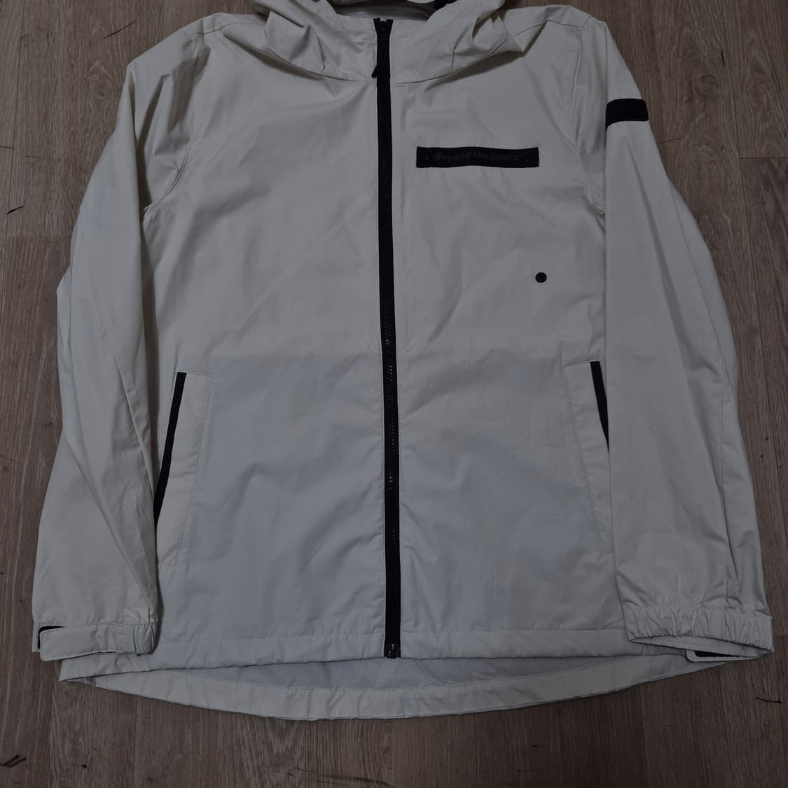 코베아 비욘드더리미츠 아웃도어 바람막이 후드자켓 M(95) 상품이미지3