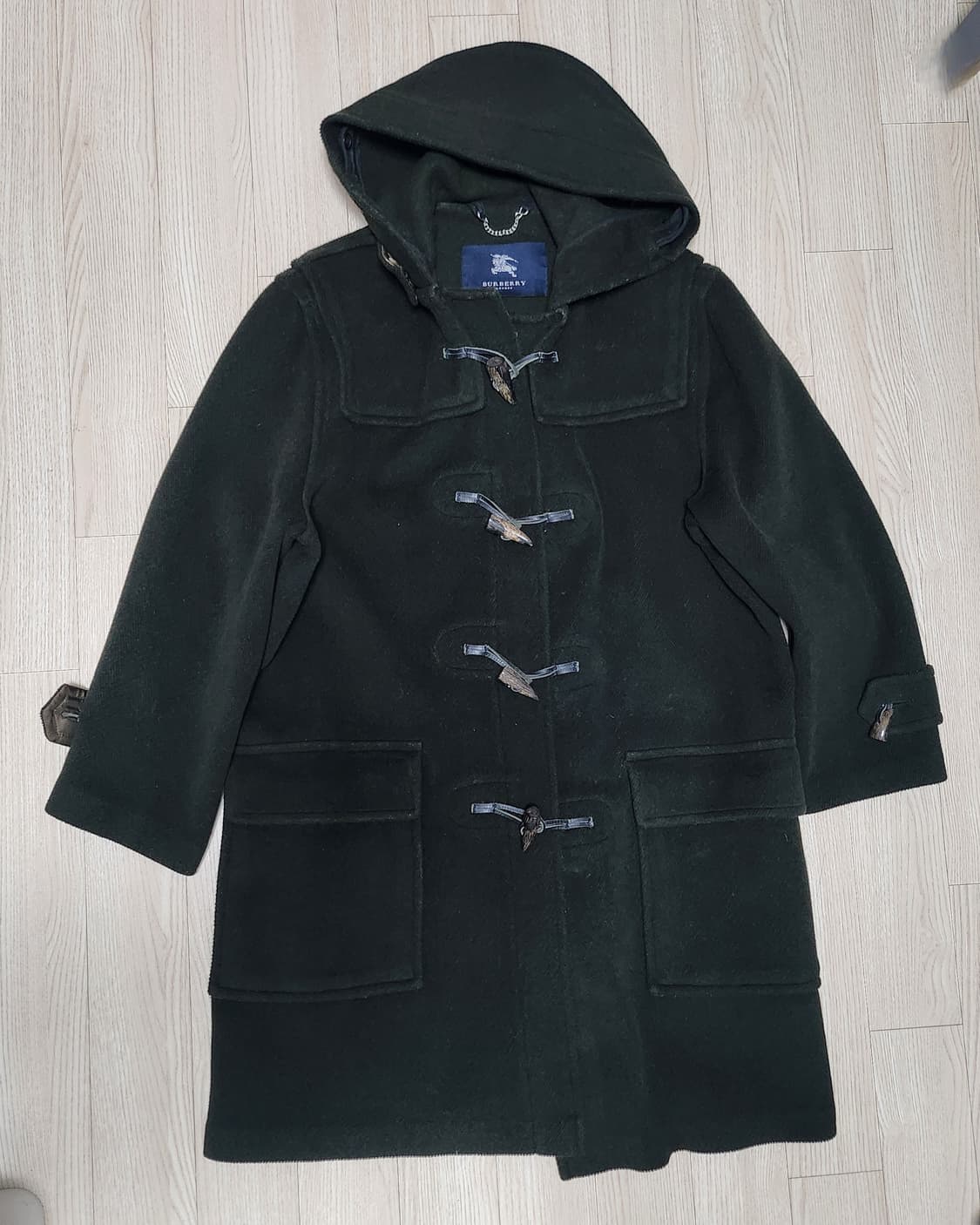 버버리 카키 코트 상품이미지1