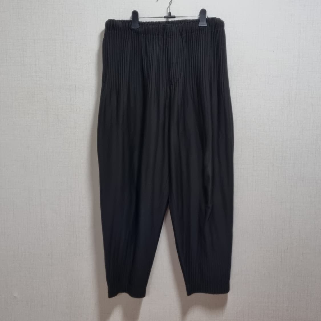 이세이미야케 플리츠 블랙 팬츠 상품이미지1