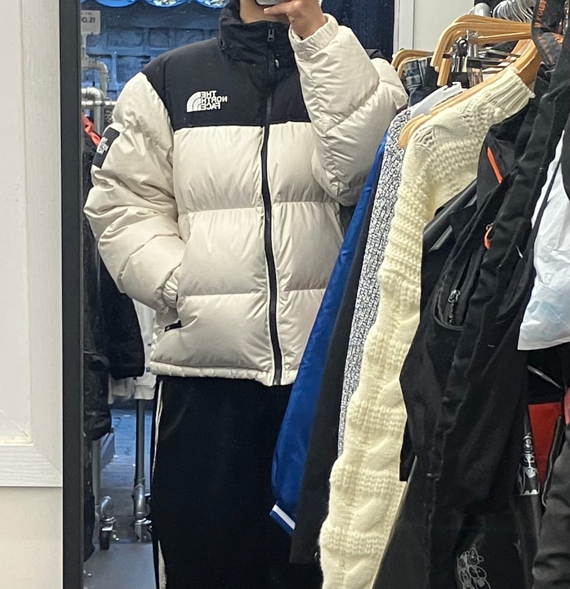 노스페이스 화이트 라벨 노벨티 눕시 다운 자켓 크림 상품이미지1