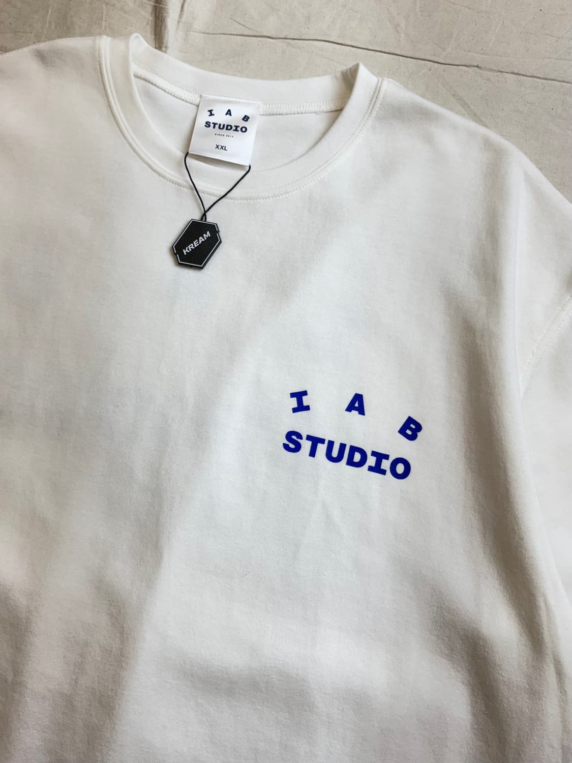 IAB STUDIO 아이앱스튜디오 10주년 반팔티 상품이미지6