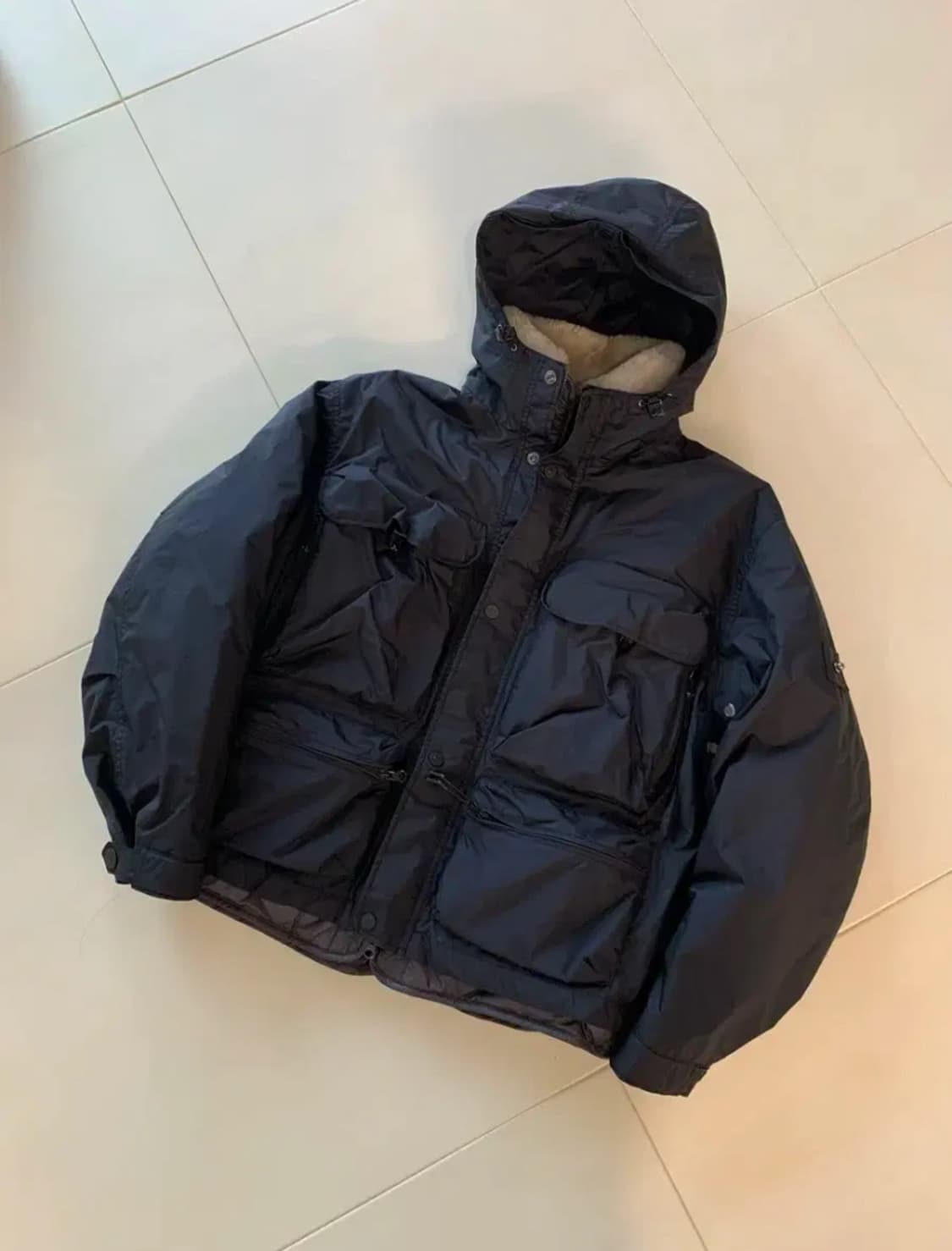 언어펙티드 x 시리즈 피셔맨 다운 패딩 자켓 상품이미지1