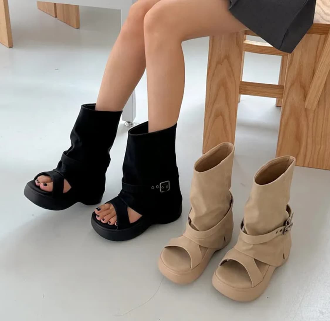 샌들 통굽 플랫폼 발목 벨티드 미들부츠 블랙 230 상품이미지1