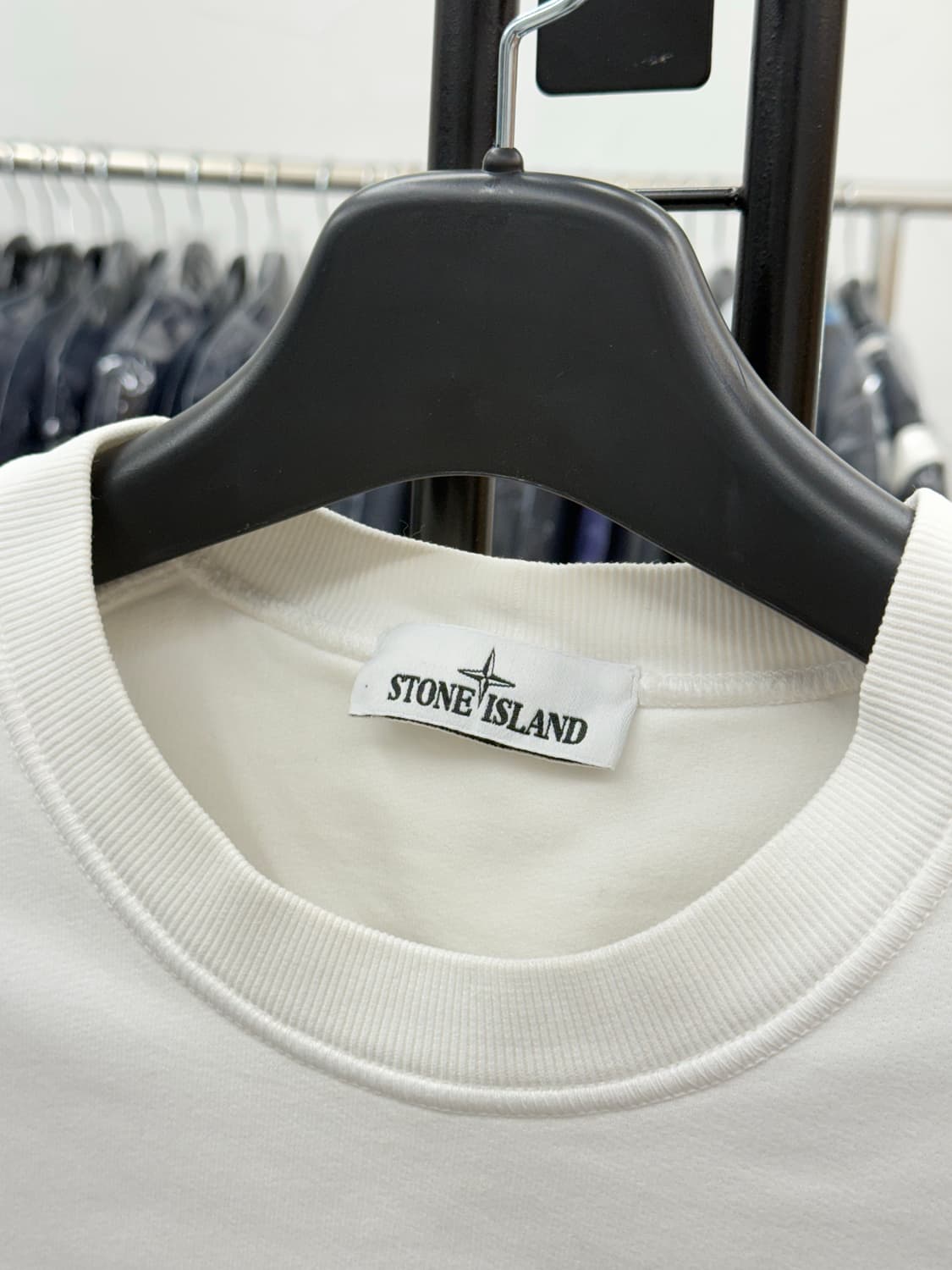 [M] 스톤아일랜드 와펜 맨투맨 상품이미지4