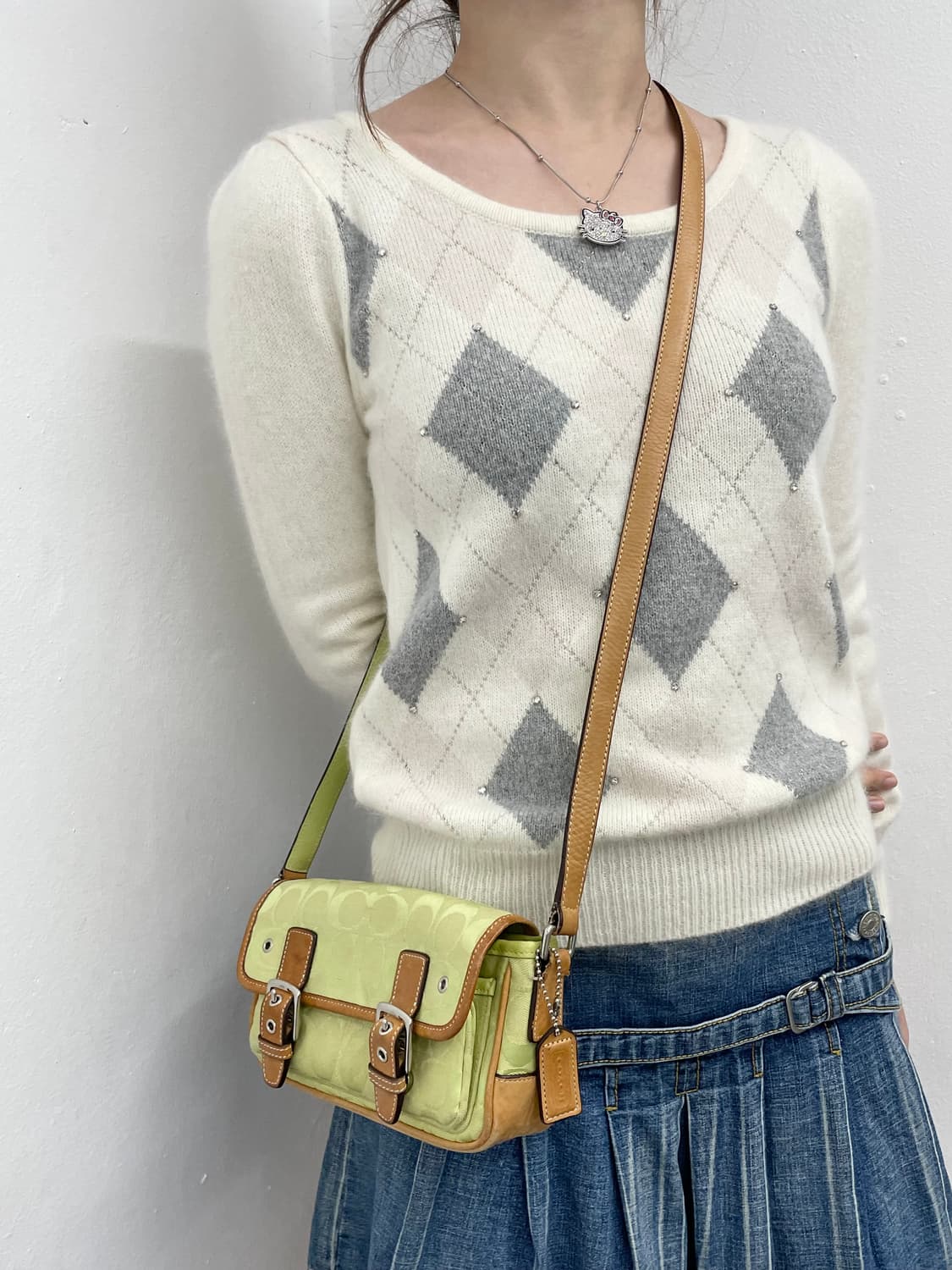 페어리 라임 코치 자카드 버클 크로스백 *레어 상품이미지6