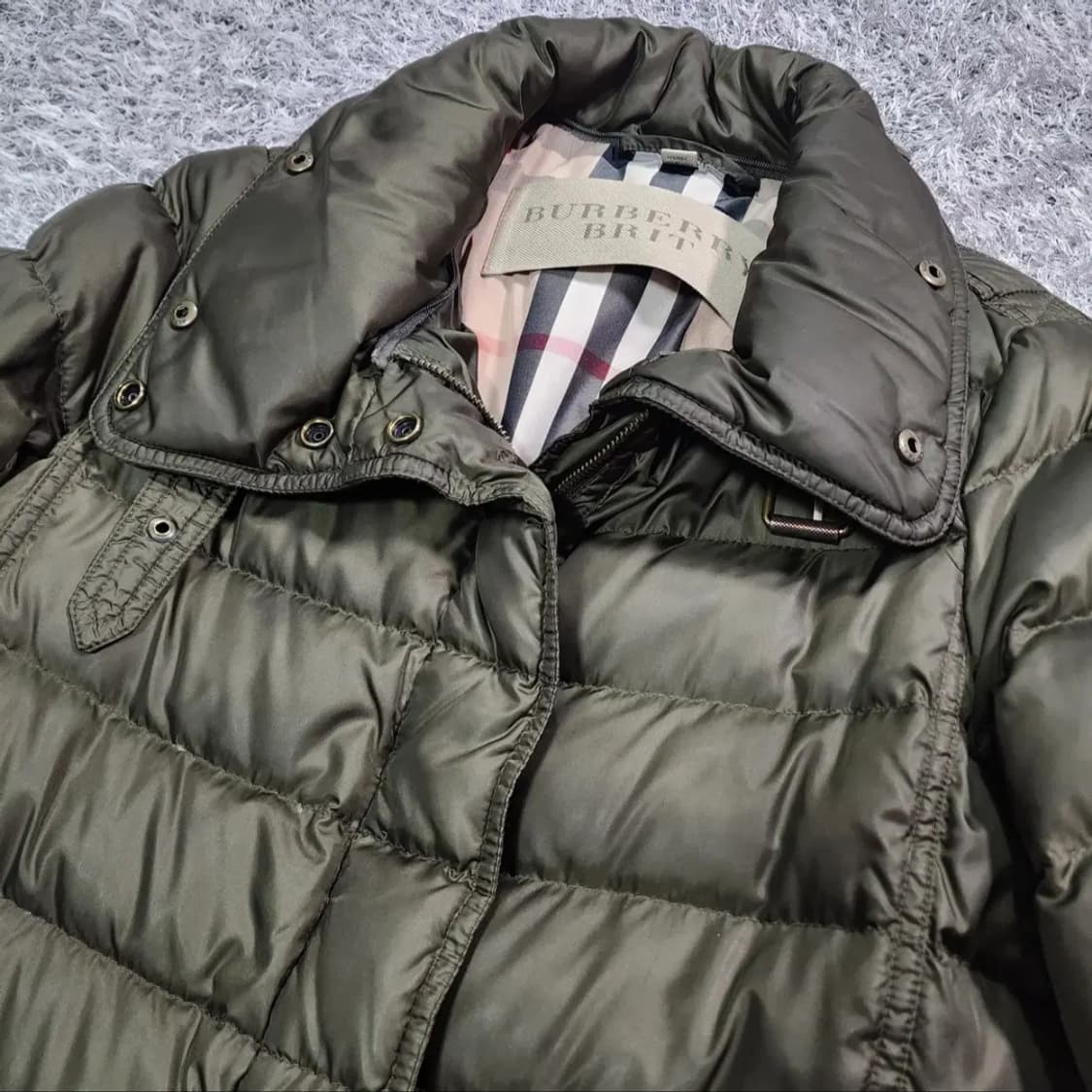 버버리 다운 패딩 자켓 S 상품이미지3