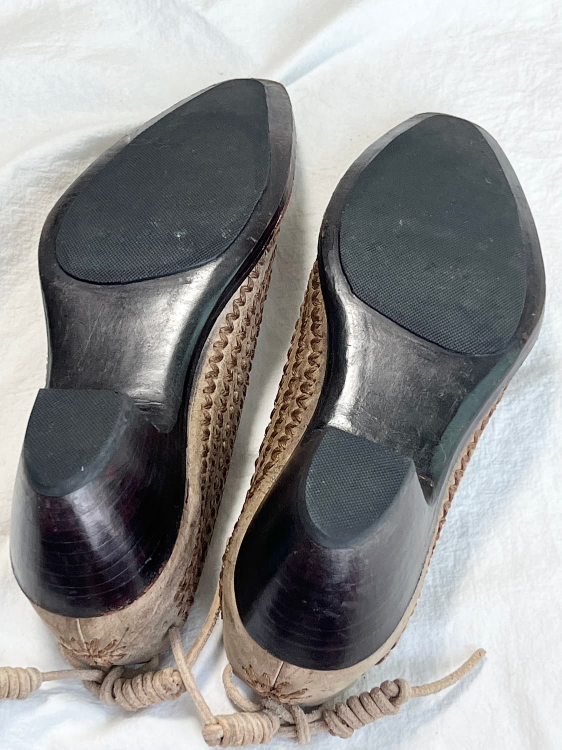 [36/245] 이세이미야케 HAAT 빈티지 펌프스 구두 상품이미지8