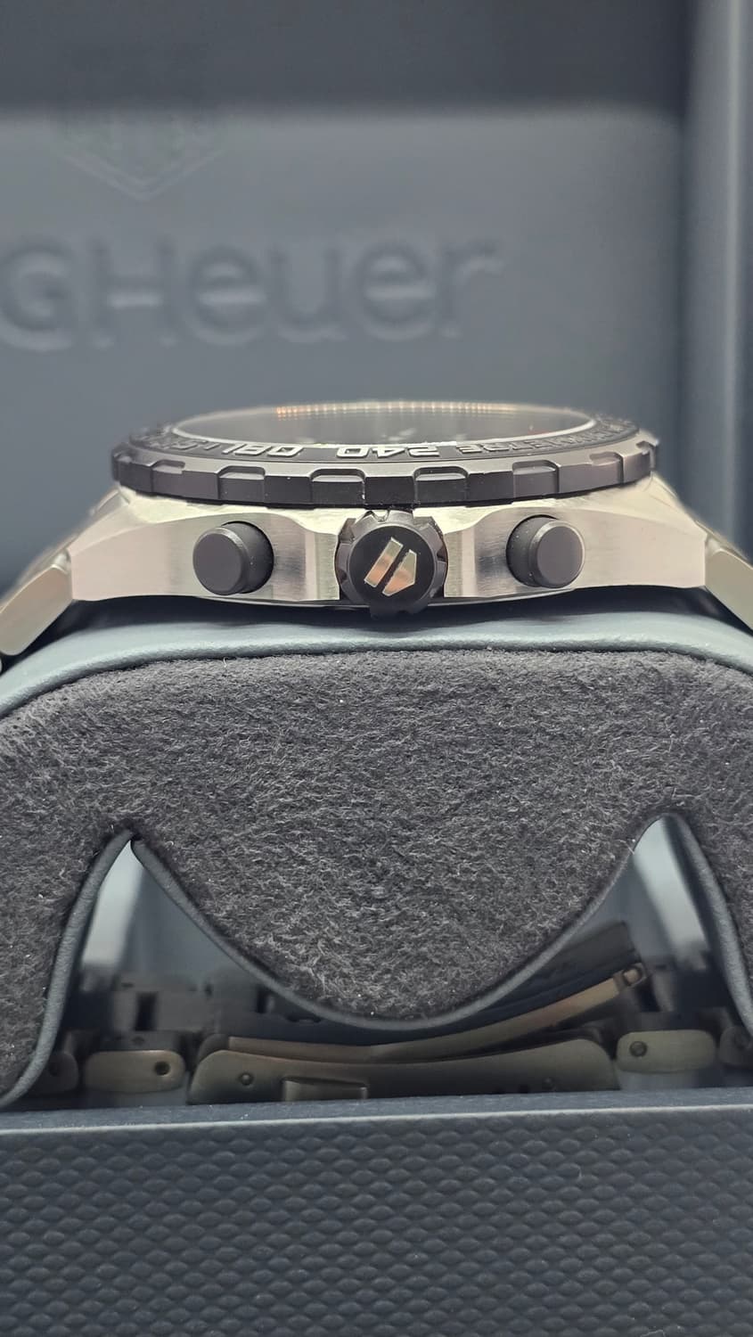 태그호이어 포뮬러1 크로노 블랙 24년 7월 쿼츠 시계 상품이미지5