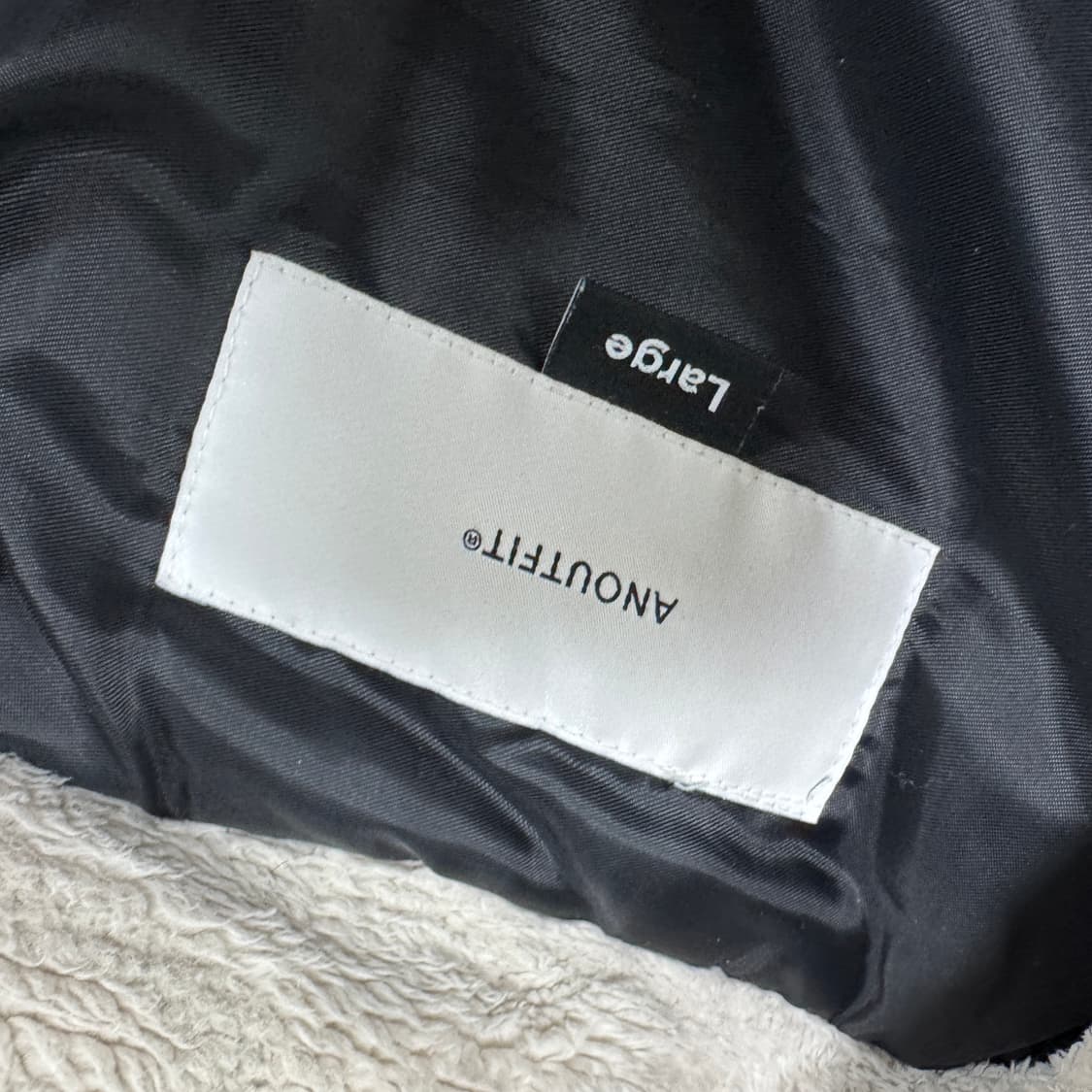 언아웃핏 아이보리 플리스 자켓 상품이미지3