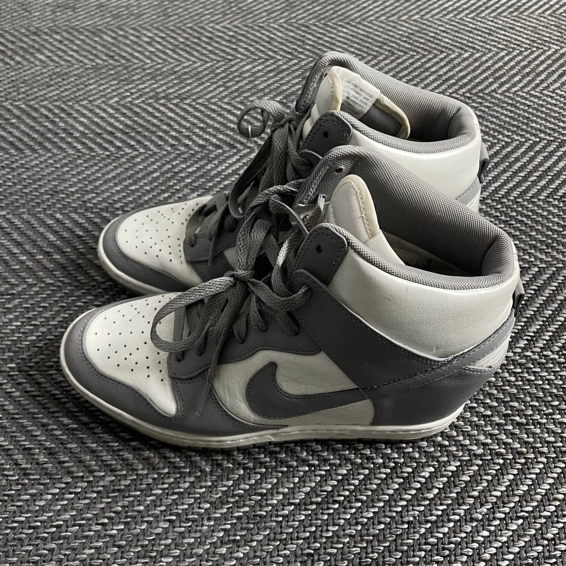 나이키 덩크 하이 레트로 화이트 플래티넘 스니커즈 o 3846 상품이미지3