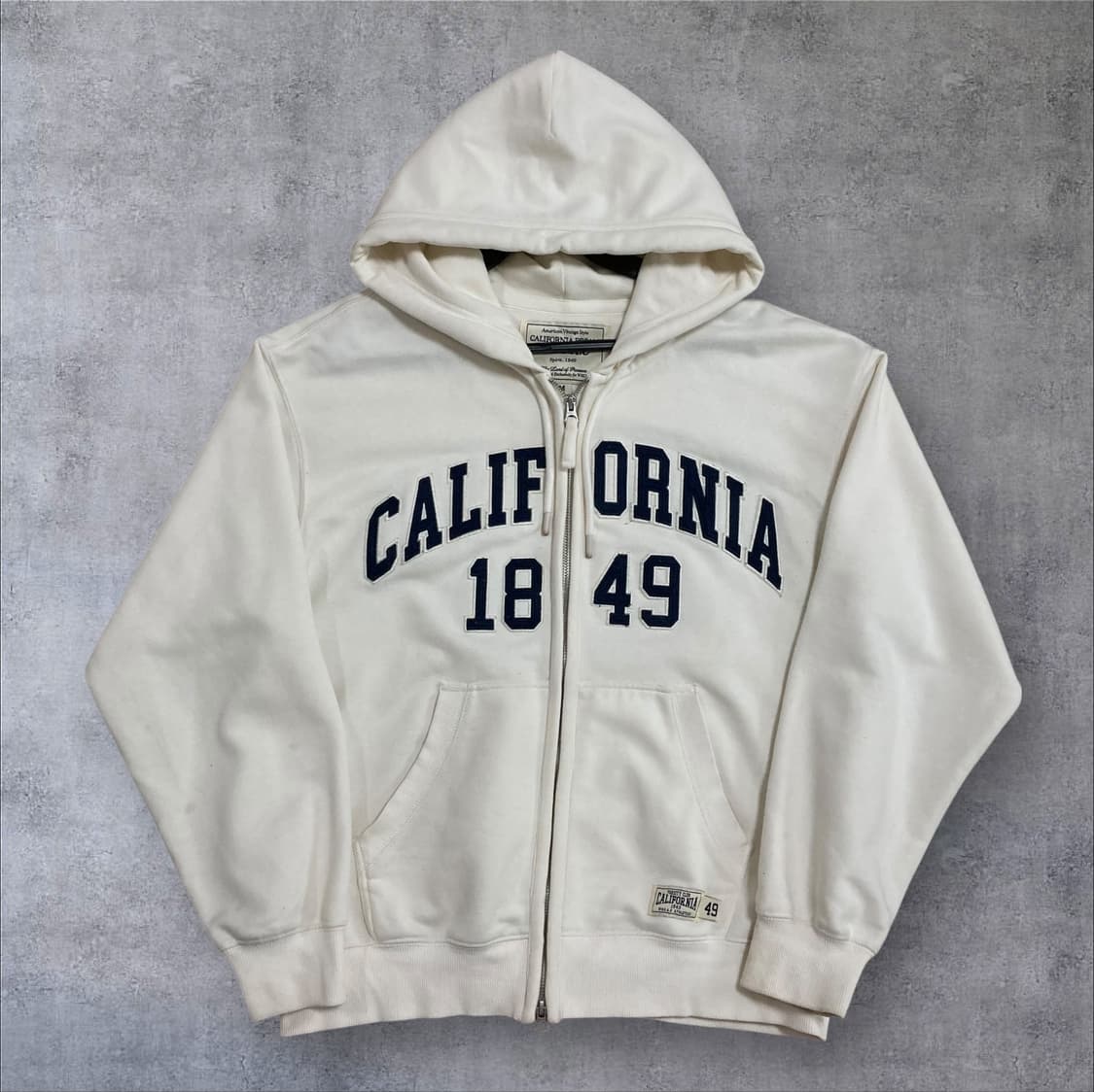 후아유 y2k 스펠아웃 빅로고 화이트 후드 집업 상품이미지1