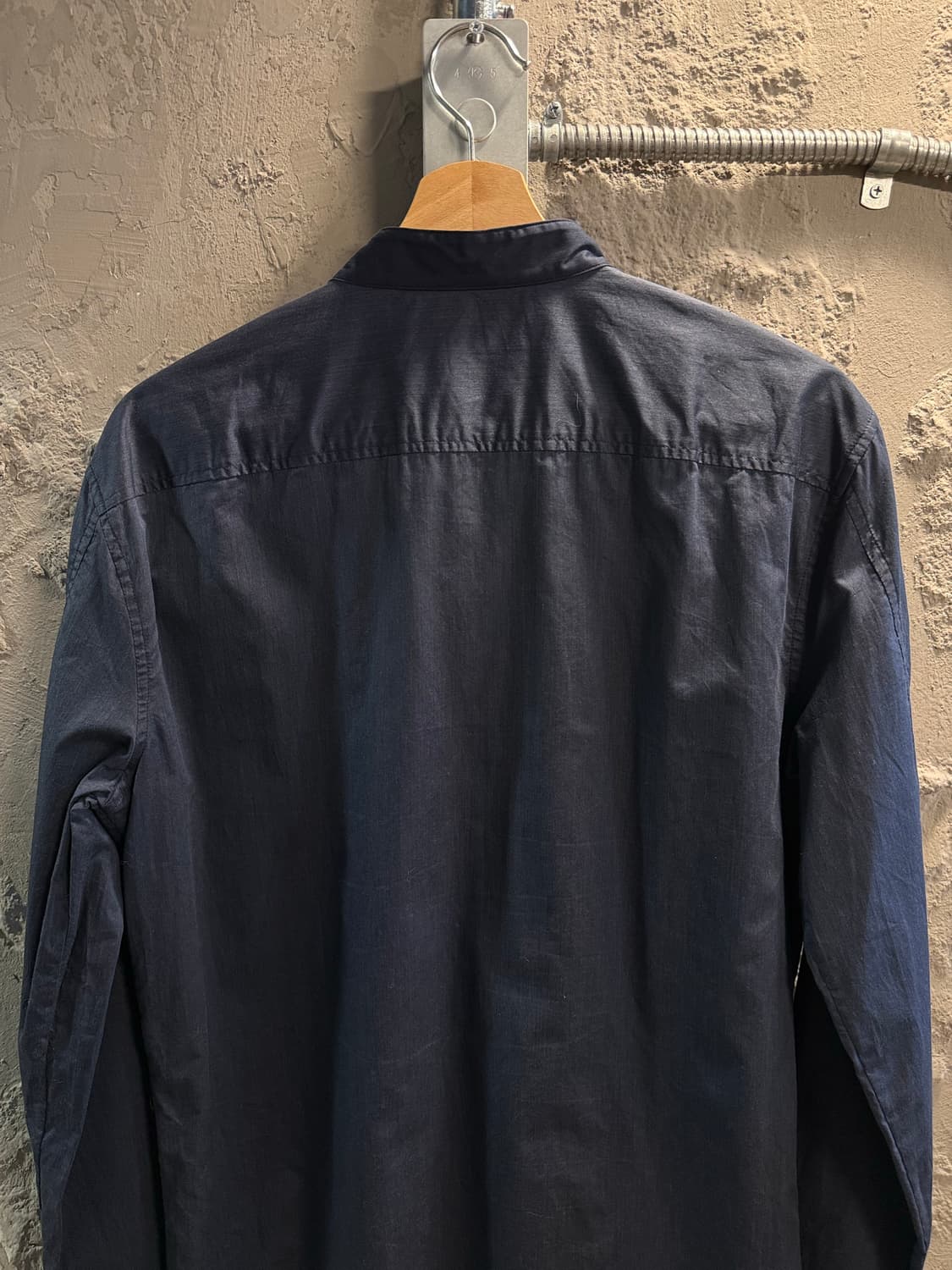 100 시스템 SYSTEM 히든버튼 배색 셔츠 네이비 상품이미지5