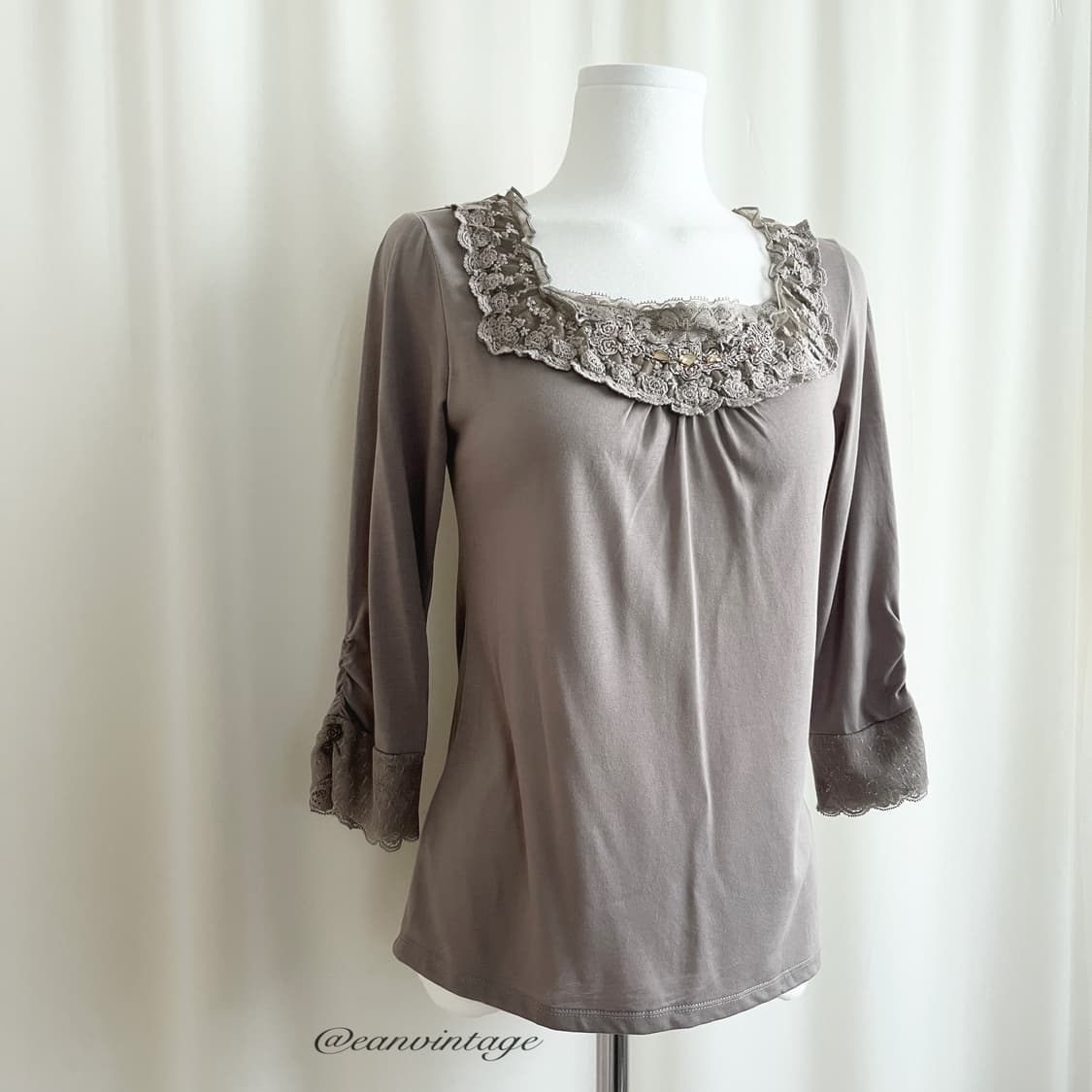 Axes Femme mute brown lace top 상품이미지5