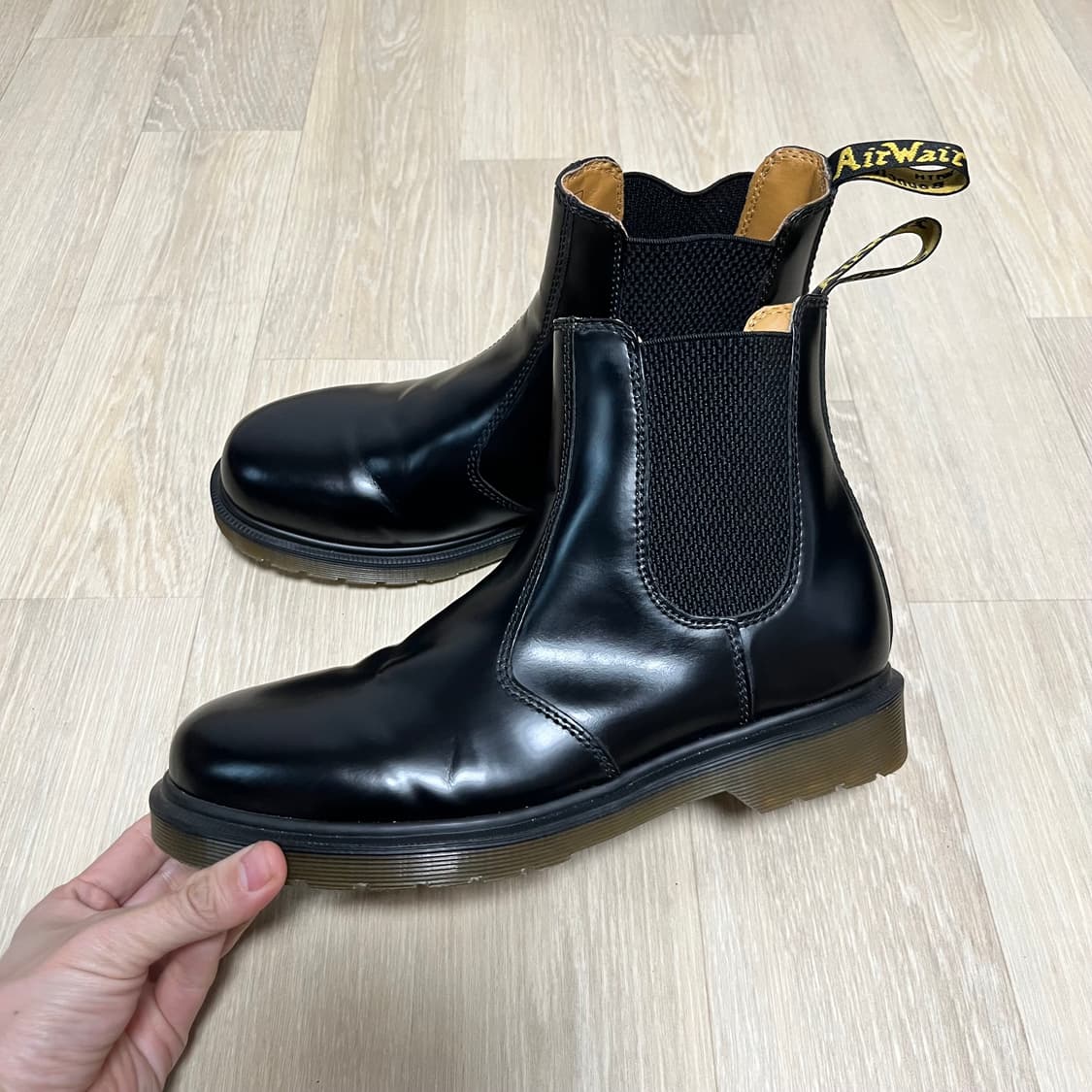 (260) 닥터마틴 Dr.martens 2976 첼시부츠 스무스레더 블랙 상품이미지1