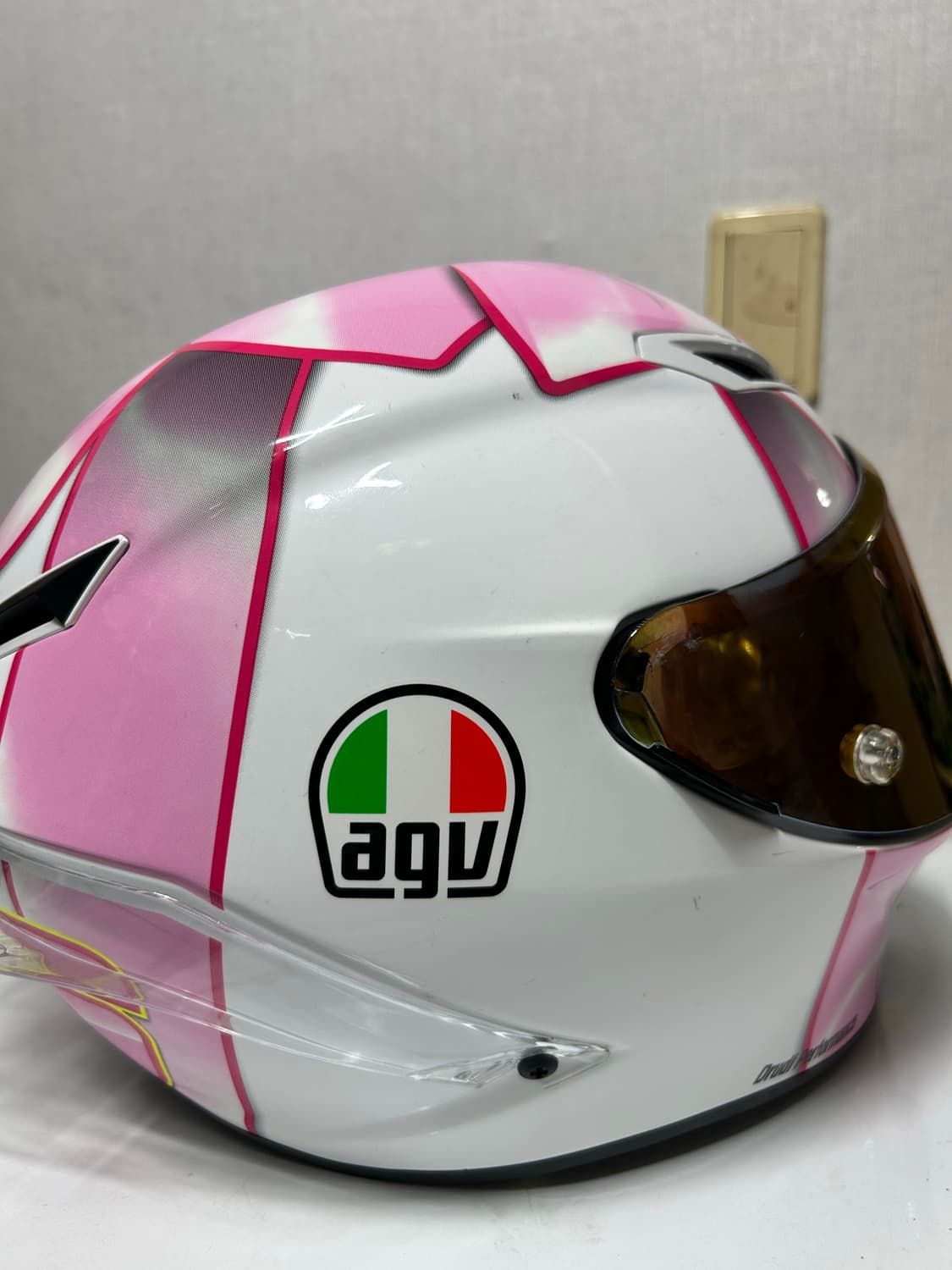 AGV pista gp rr 롯시 핑크 리본 상품이미지3