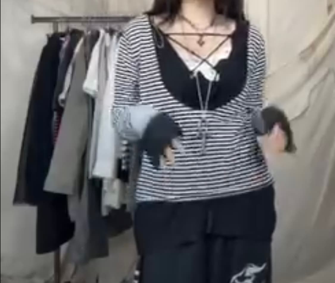 비아 키루 스트라이프 롱슬 상의셋 상품이미지1