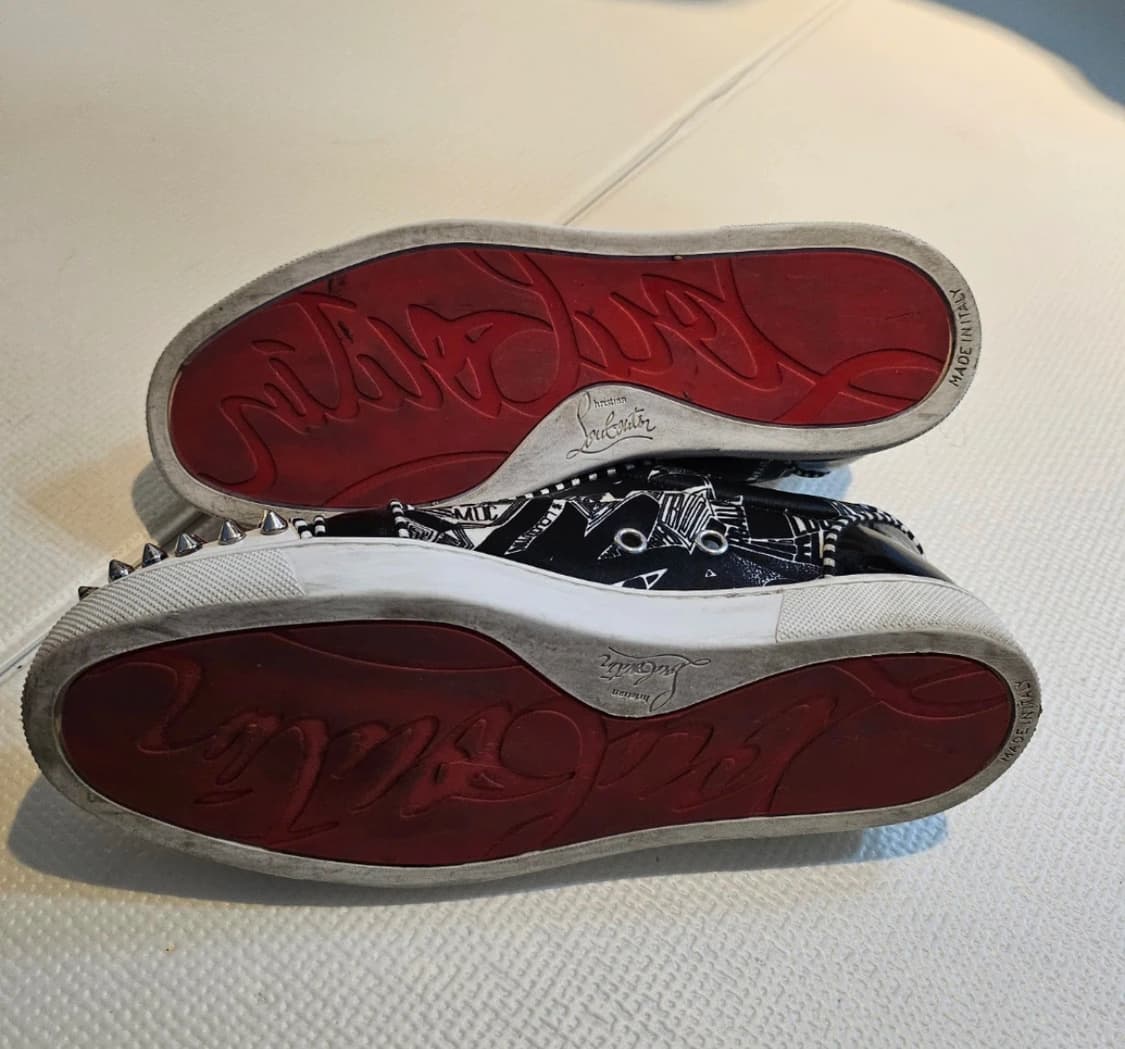 크리스찬 루부탱 스터드 스니커즈 상품이미지4