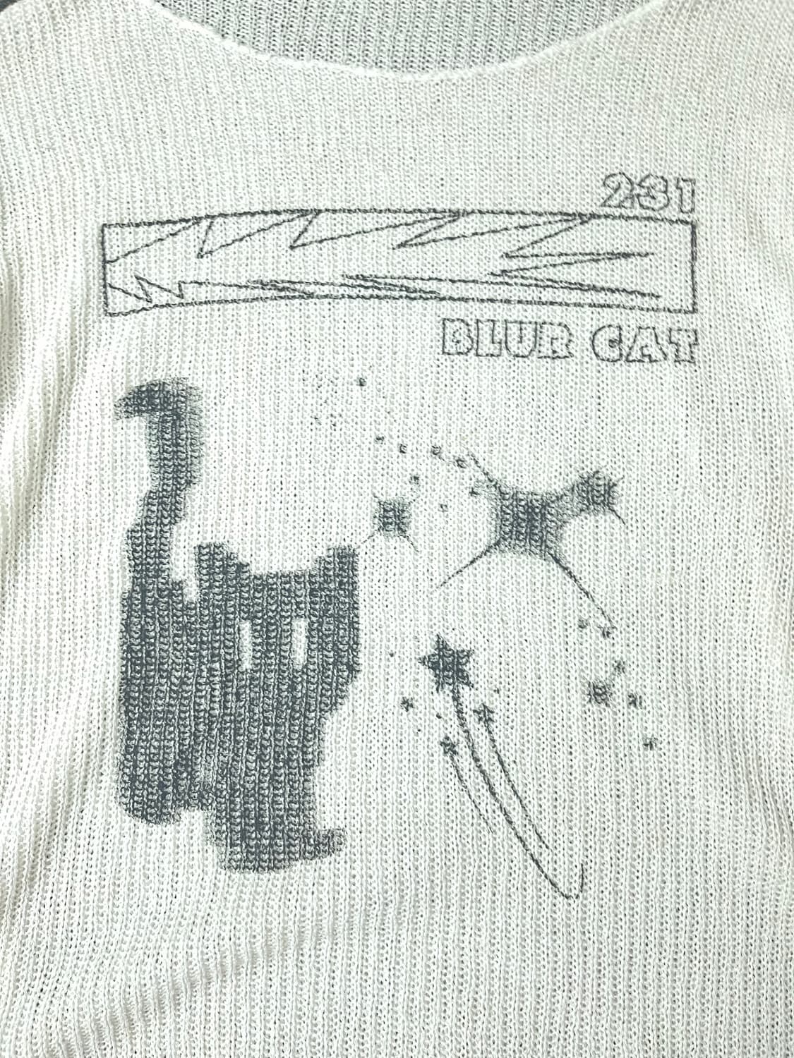 고양이 프린팅 루즈핏 오프숄더 니트 상품이미지2