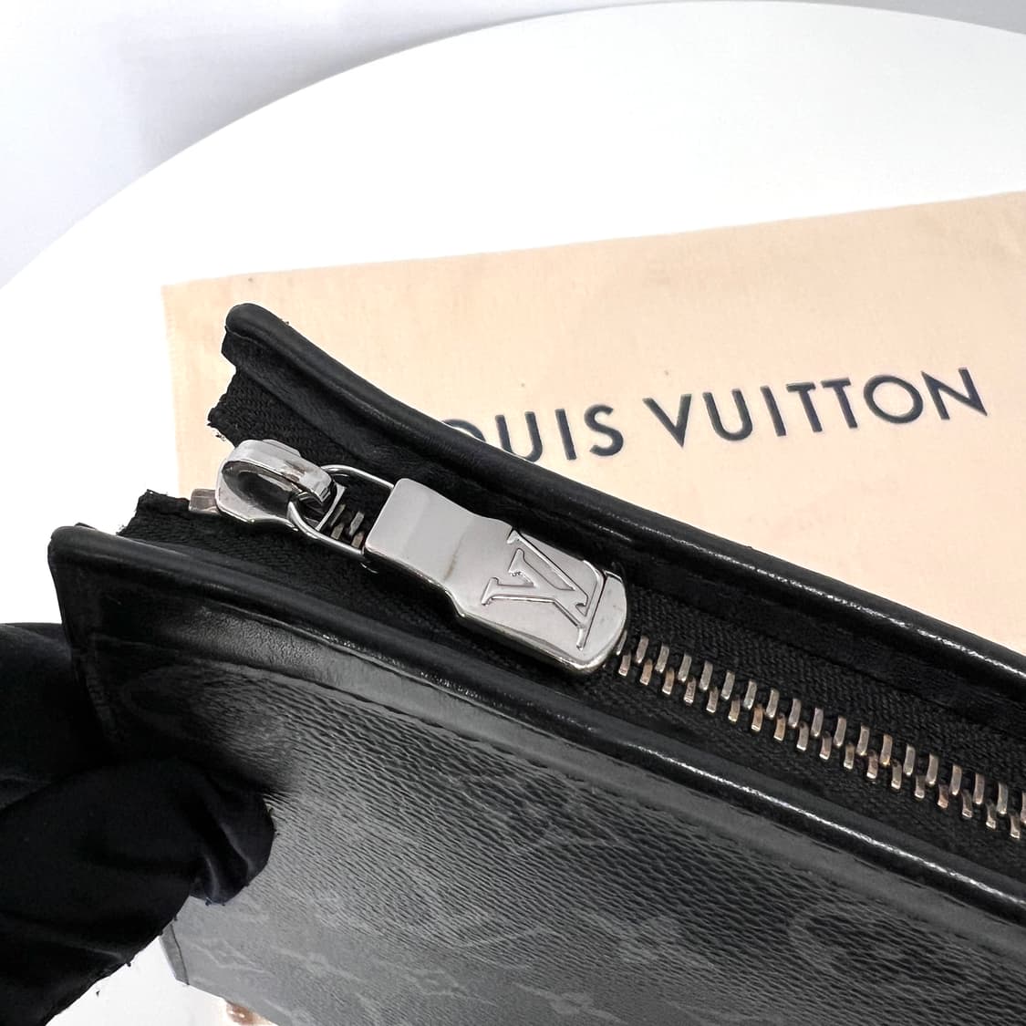 루이비통 이클립스 포쉐트 보야주 클러치백 (M61692) 상품이미지5