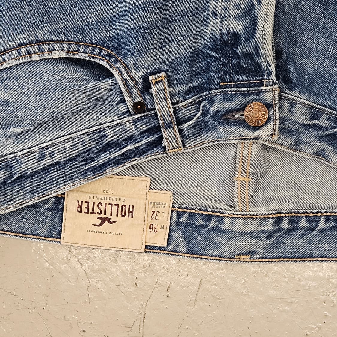 HOLLISTER 홀리스터 데님 부츠컷 연청 데미지 빈티지 36인치 상품이미지3