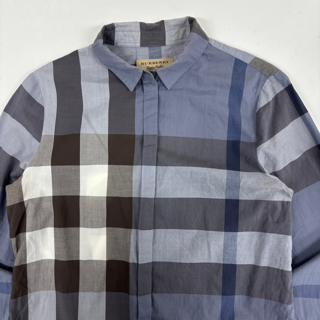 버버리 체크 셔츠  상품이미지4