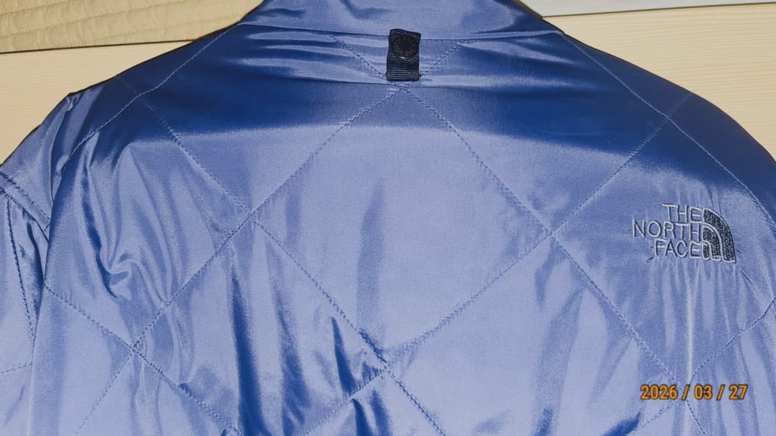 노스페이스 경량패딩 상품이미지4