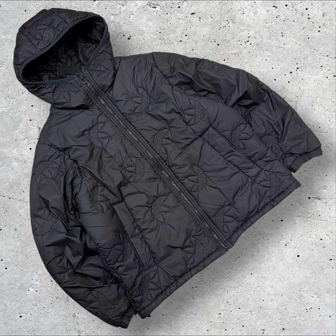 [XL] 아디다스 트레포일 리피트 블랙 패딩 후드 자켓 B560 상품이미지1