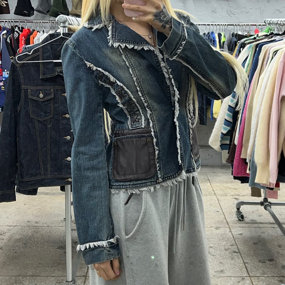 착샷O 빈티지 레더아일렛 데님자켓 상품이미지4