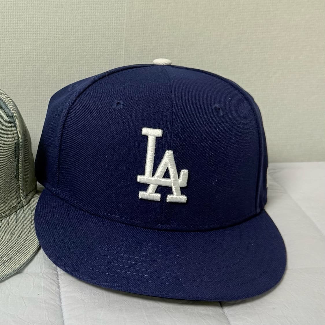 뉴에라 MLB 어센틱 LA 다저스 피티드캡 게임 다크 로얄 상품이미지1
