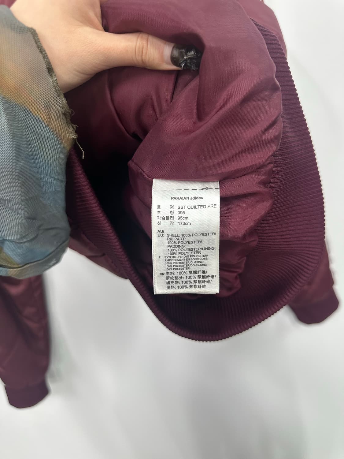 아디다스 버건디 퀄팅 패딩  상품이미지4