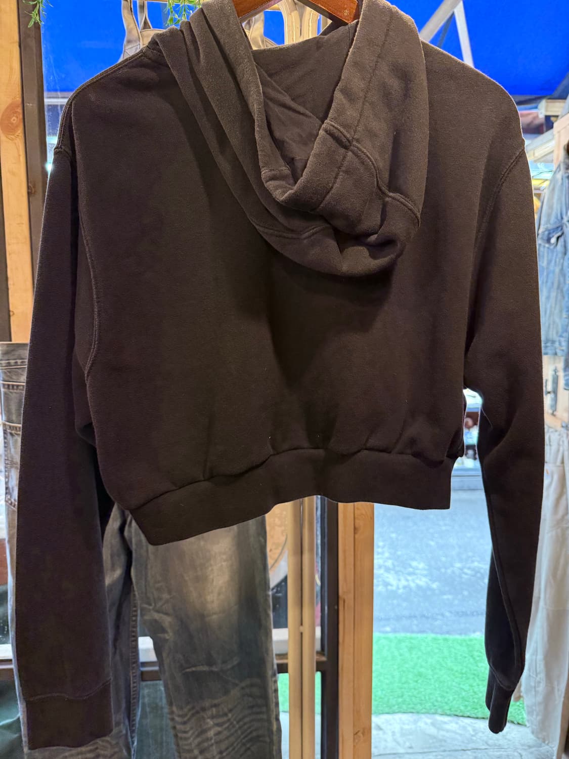 나이키 저스트두잇 로고 블랙 크롭 후드티 상품이미지3