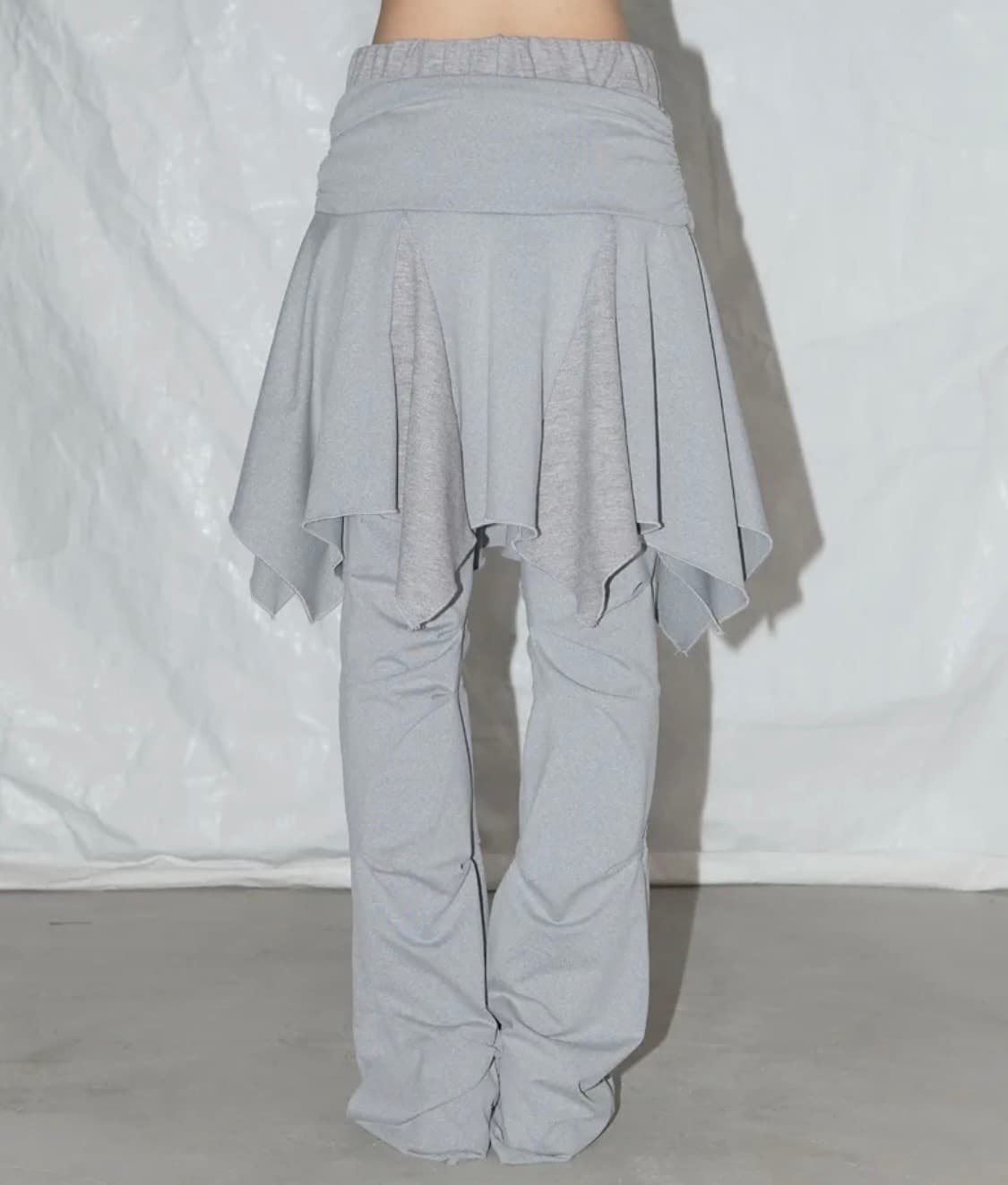 팬시클럽 언발란스 스커트 레이어드 핀턱 팬츠 (GRAY) 상품이미지2